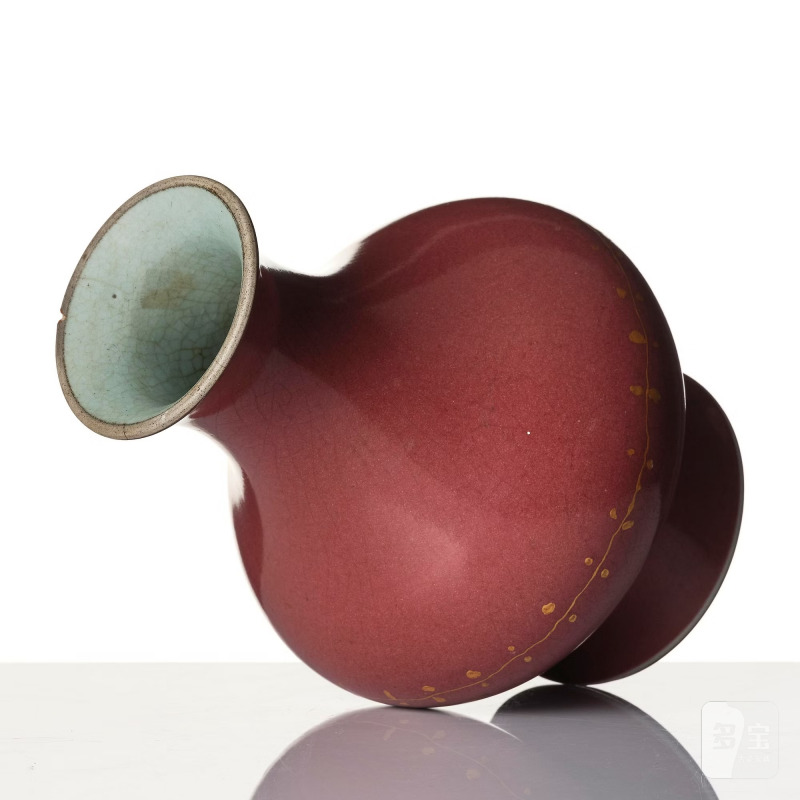 A Langyao pear shaped vase, - 图5